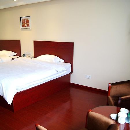 Greentree Inn Liaoning Dalian Development Zone Jinma Road Pedestrian Street Express Hotel Eksteriør bilde